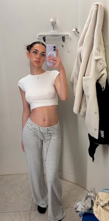 Full leaked Mia lobosco private onlyfans photo