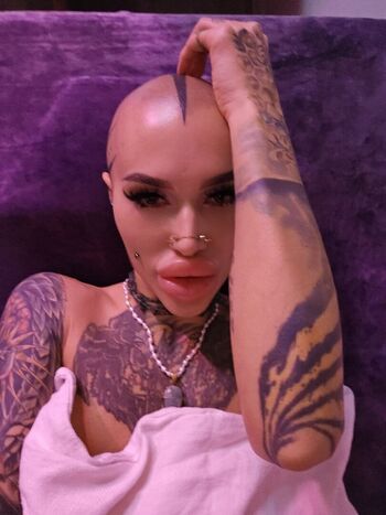 Full leaked Mia mannaz private photo
