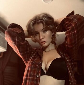 Full leaked Mia melano page private onlyfans photo