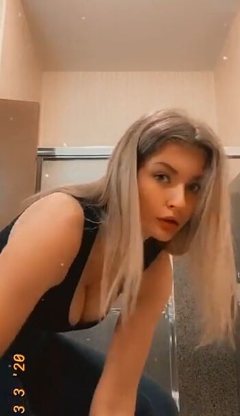 Full leaked Mia melano private photo