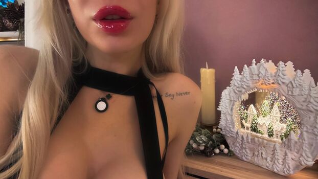 Full leaked Mia mi page private onlyfans photo