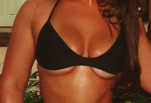Full leaked Mia miecz private photo