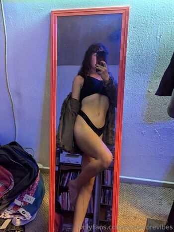 Full leaked Mia moore page private photo