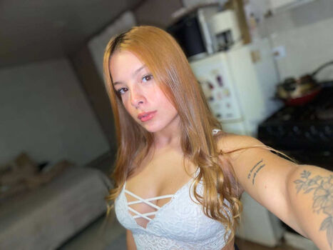 Full leaked Mia prescot private onlyfans photo