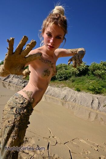 Full leaked Mia shy page private photo