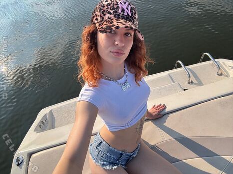 Full leaked Mia stone page private photo