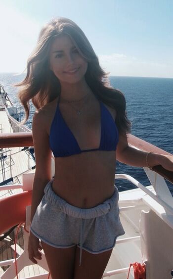 Full leaked Mia volpi private onlyfans photo