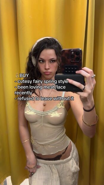 Full leaked Mia wynn page private onlyfans photo