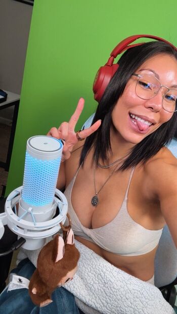 Full leaked Mia yim private onlyfans photo