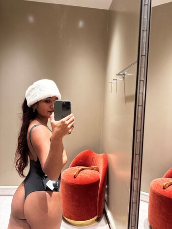 Full leaked Mia z page private photo