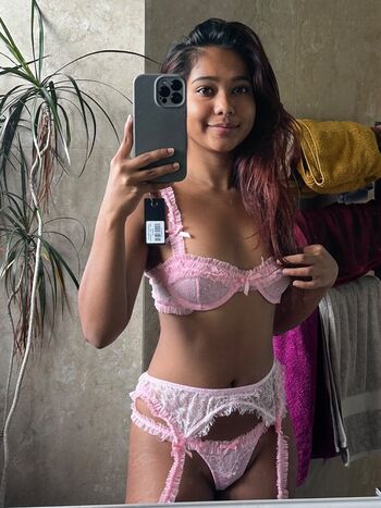 Mia Z