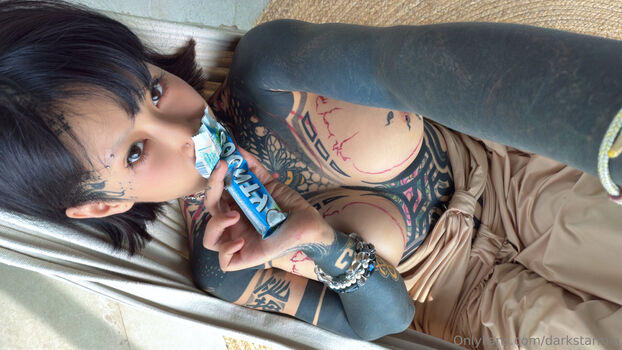 Full leaked Mia private onlyfans photo