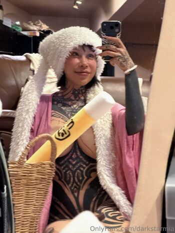 Full leaked Mia private photo