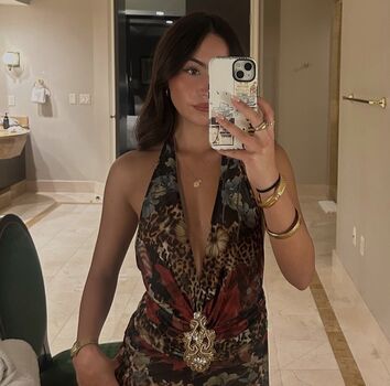Full leaked Miaarhodes private photo
