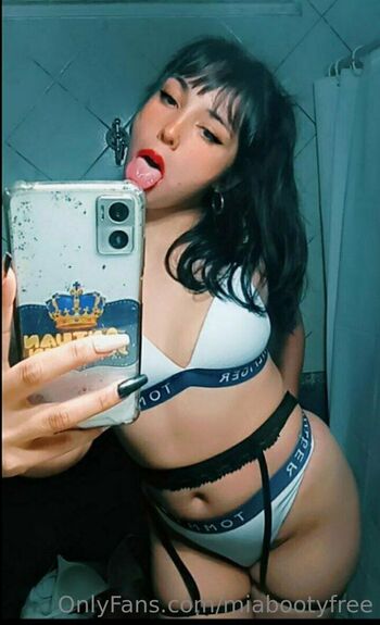 Full leaked Miabootyfree private photo
