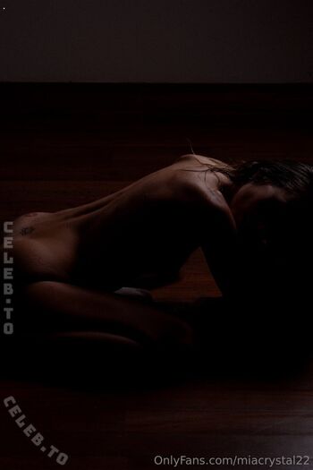 Full leaked Miacrystal private onlyfans photo