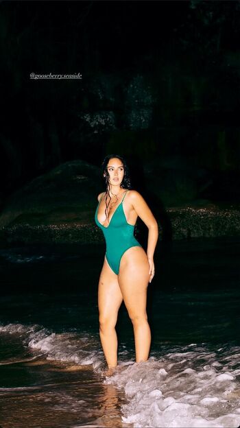 Full leaked Miadyilmaz private photo