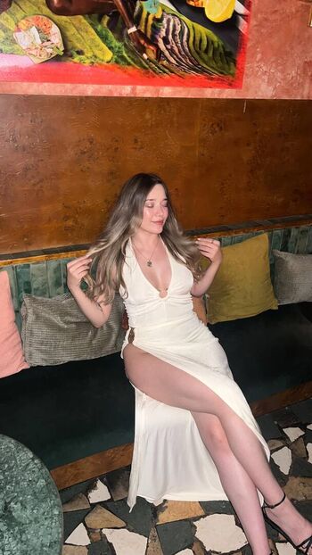 Full leaked Miafitz page private onlyfans photo