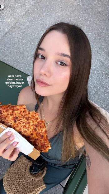 Full leaked Miafitz private photo