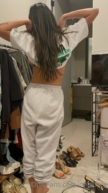 Full leaked Miakfree private photo
