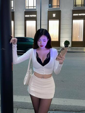 Full leaked Mianh private photo