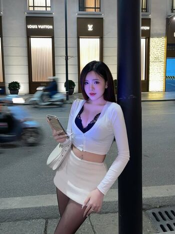 Full leaked Mianh private photo