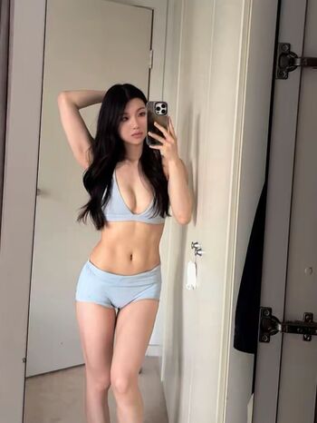 Full leaked Miaohuchi private onlyfans photo