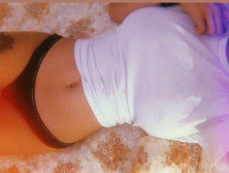Full leaked Miavonfox private photo