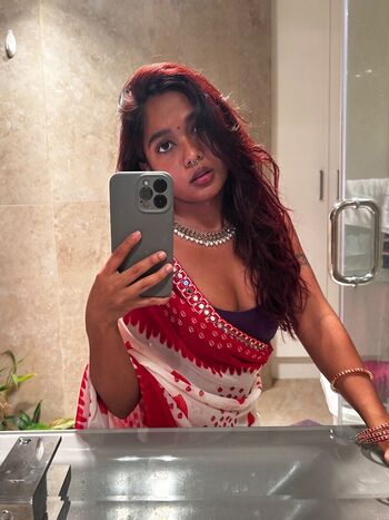 Full leaked Miaz page private onlyfans photo