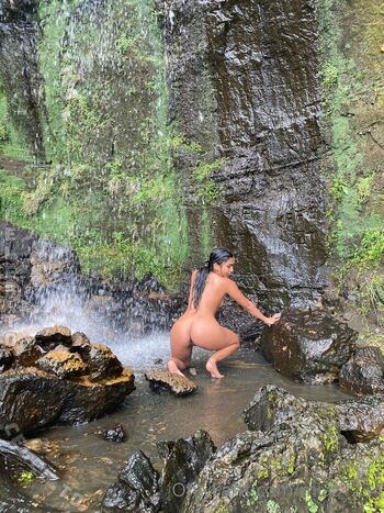 Full leaked Miaz private onlyfans photo