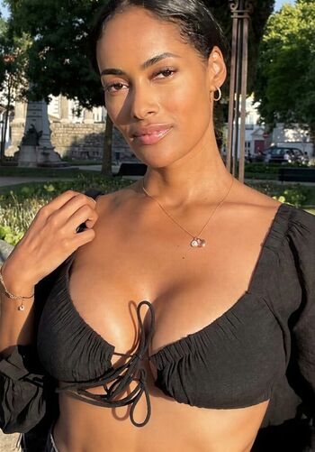 Full leaked Micaela reis page private photo
