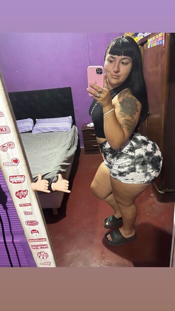 Full leaked Micamansillaa private onlyfans photo