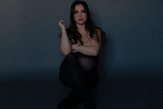 Full leaked Michelle branch private photo