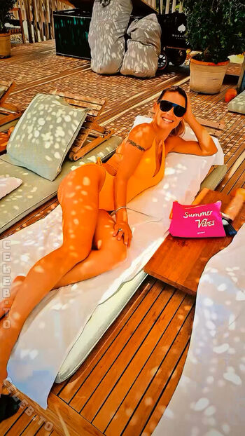 Full leaked Michelle hunziker private photo
