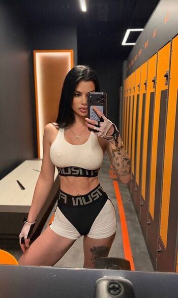 Full leaked Michelle private photo