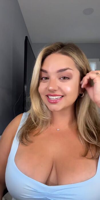 Full leaked Michhelleex private photo