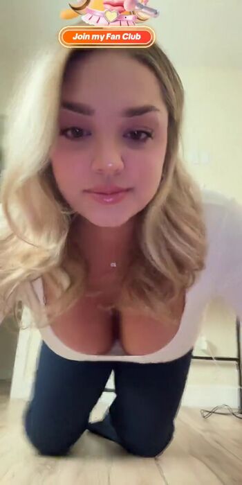 Full leaked Michhelleex private photo