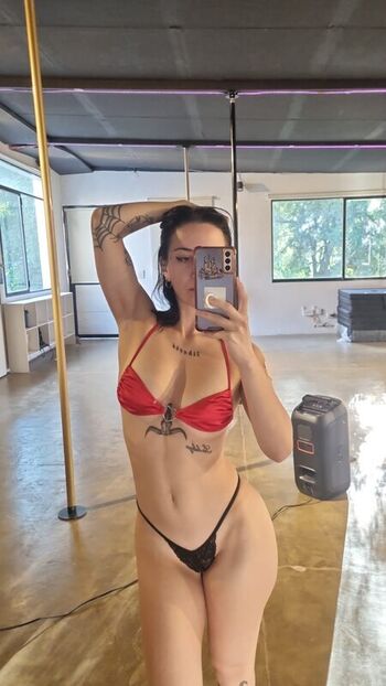 Full leaked Michinya private photo