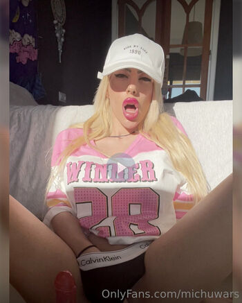Full leaked Michuwars private photo