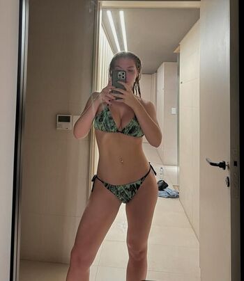Full leaked Micol pontiero private photo