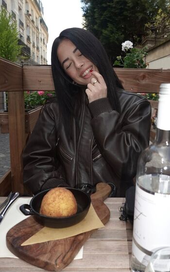 Full leaked Miel abitbol private onlyfans photo