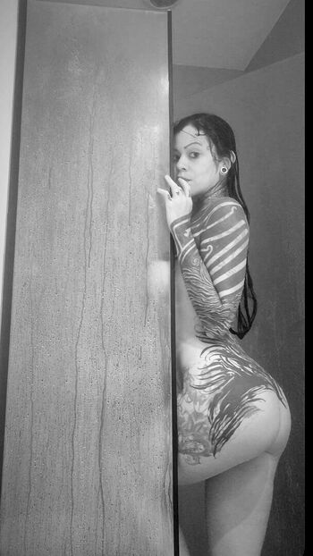 Full leaked Mihells private photo