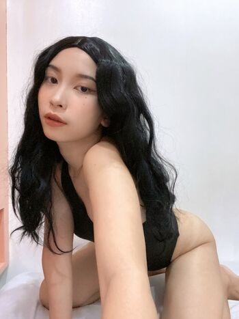 Full leaked Miikaageeee page private photo