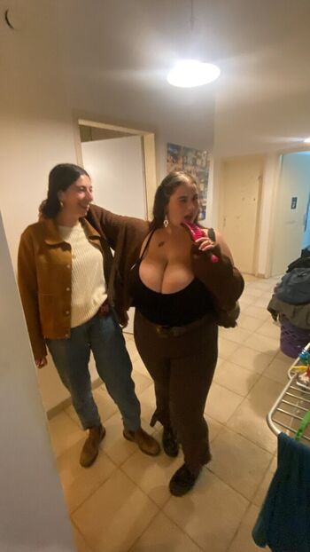 Full leaked Mikaash private onlyfans photo