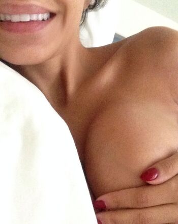 Full leaked Mikaela hoover private photo