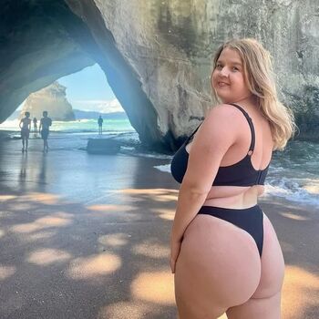 Full leaked Mikaela private onlyfans photo