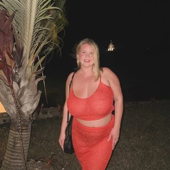 Full leaked Mikaela private onlyfans photo