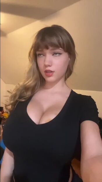 Full leaked Mikahhlynn private onlyfans photo