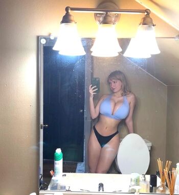 Full leaked Mikahhlynn private onlyfans photo