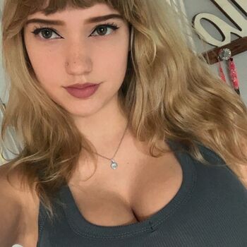 Full leaked Mikahhlynn private photo